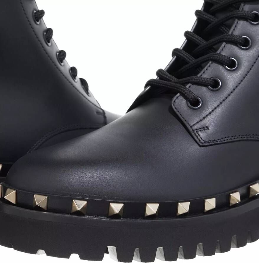 Valentino Garavani Boots & laarzen Combat Boot Rockstud in zwart