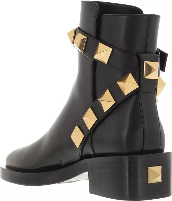 Valentino Garavani Boots & laarzen Stud Bootie T.30 Leather in zwart