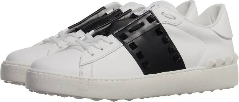 Valentino Garavani Low-Top Sneakers Rockstud Low Top Sneakers in wit