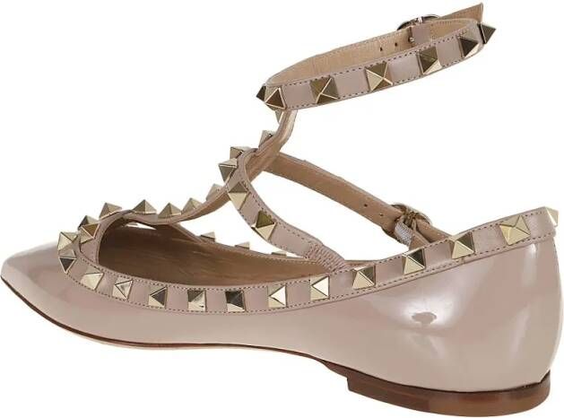 Valentino Rockstud Ballerina in beige