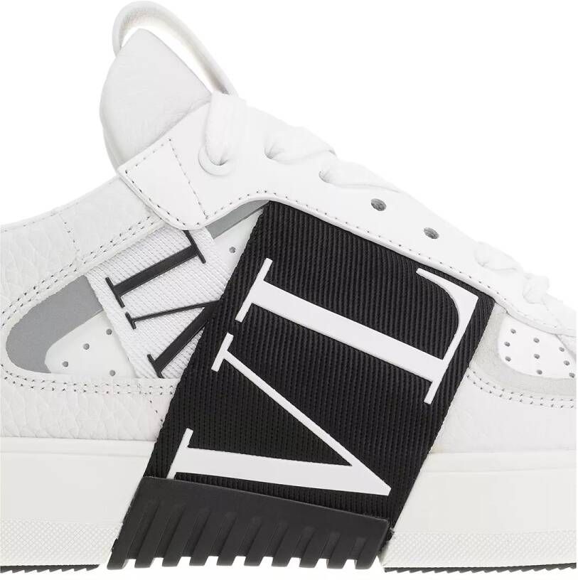 Valentino Garavani Sneakers VLTN Low Top Sneakers Calf Leather in wit