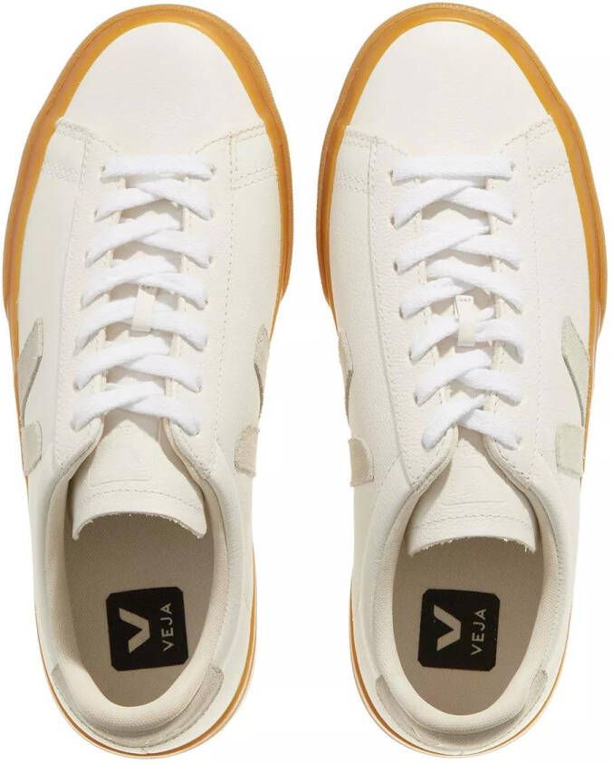 Veja Sneakers Campo Chromefree Leather in wit