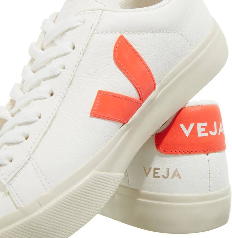 Veja Sneakers Campo in wit