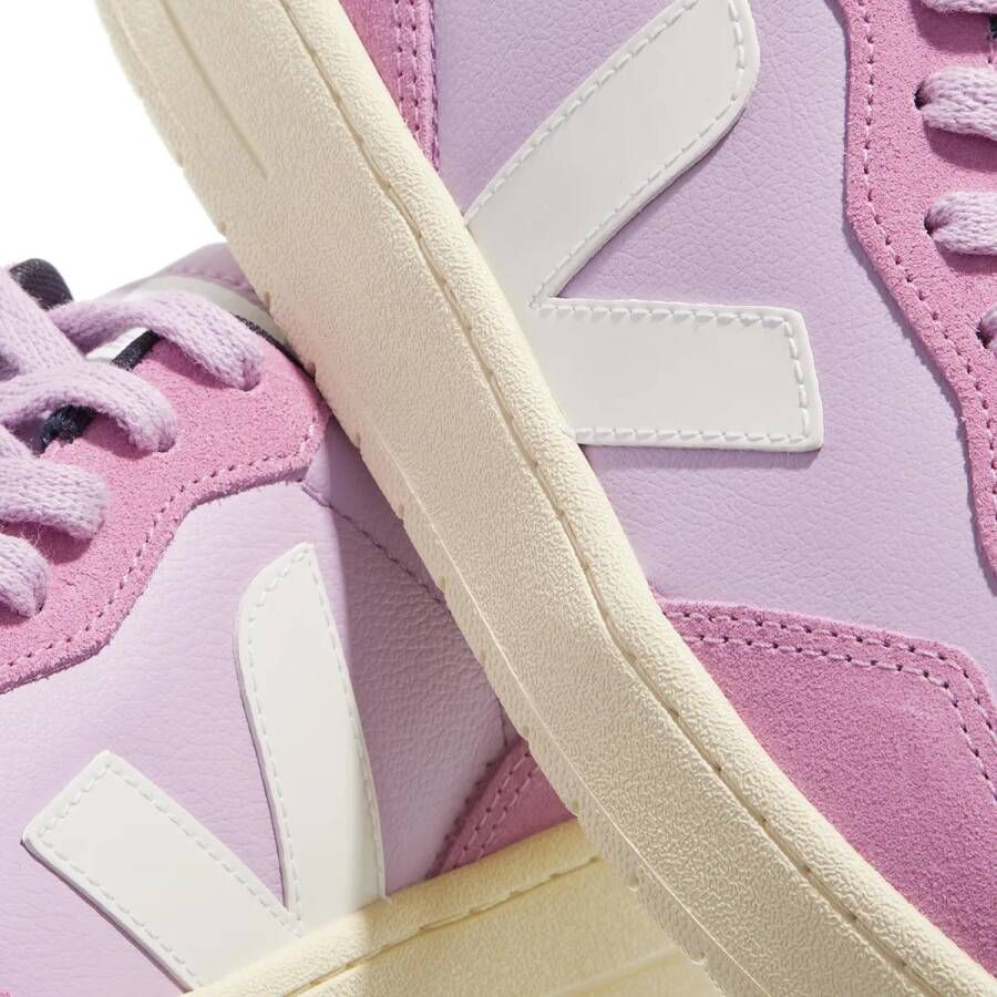 Veja Sneakers V-90 in paars