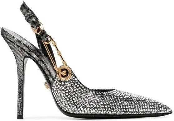 Versace Pumps & high heels Safety Pin 120Mm Pumps in zilver