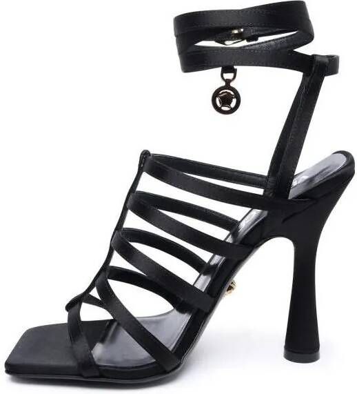 Versace Sandalen Black Satin Sandals in zwart