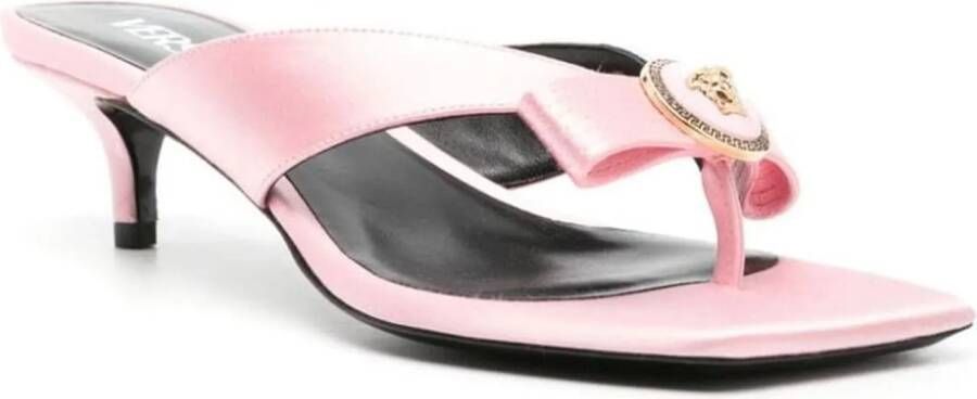 Versace Slippers & Mules Sandals Pink in poeder roze