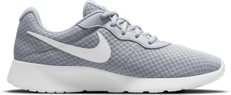 Nike Tanjun Dames Schoenen