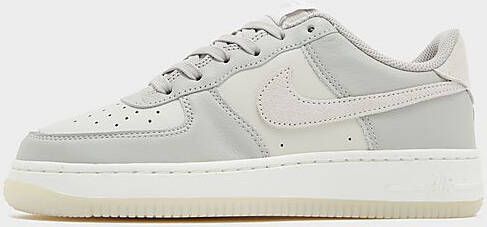 Nike Air Force 1 LV8 2 (GS) Air Force 1 in grijs formaten: 38