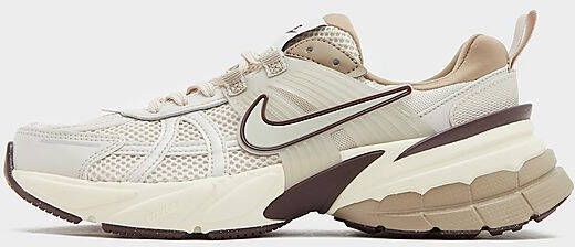 Nike Wmns V2k Run Trendy Sneakers Dames light orewood brn light bone khaki earth maat: 36.5 beschikbare maaten:36.5 37.5 36 38.5 39 40.5 4