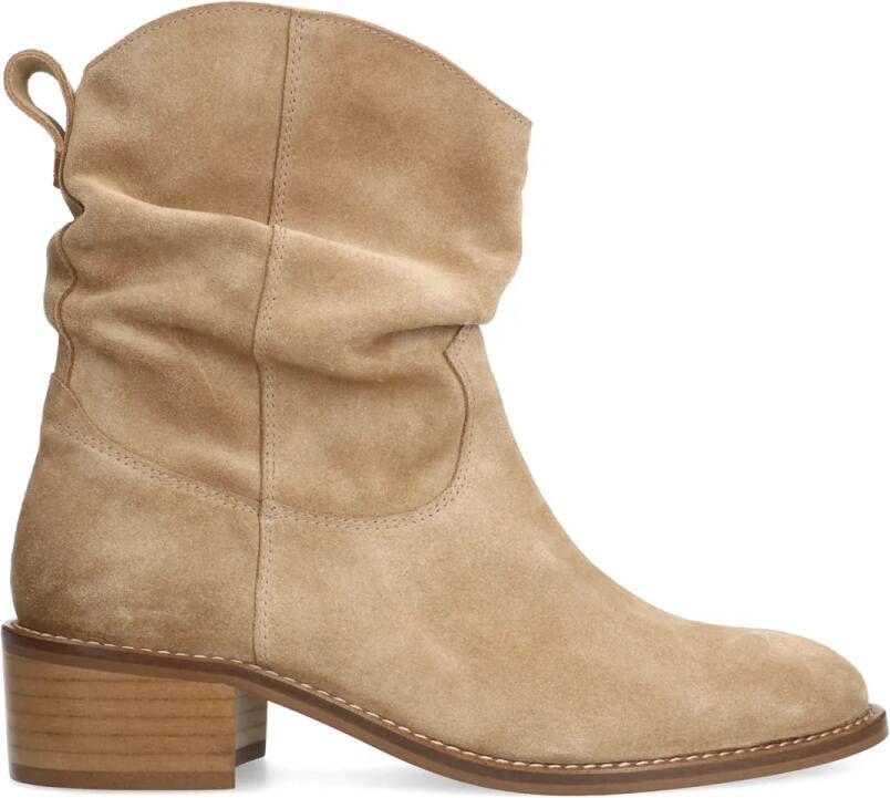 Manfield Beige suède enkellaarsjes met hak