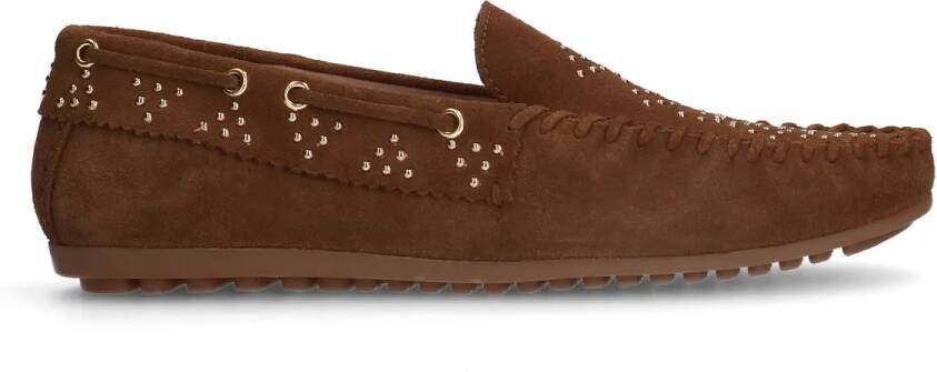 Manfield Cognac suède loafers met goudkleurige studs