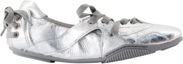 Acne Studios Zilveren Leren Sneakers Top Veters Ronde Neus Gray Dames