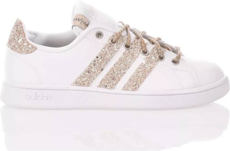 Adidas witte schoenen dames online