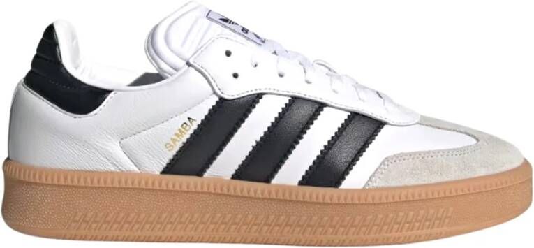 Adidas Klassieke Lifestyle Sneaker met Voetbal en Skateboard Invloeden White Heren