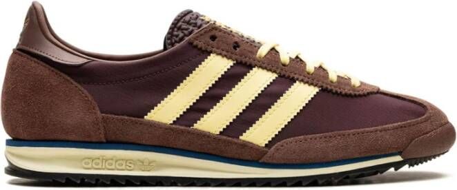 Adidas Stijlvolle Sneakers voor Mannen en Vrouwen Brown Heren