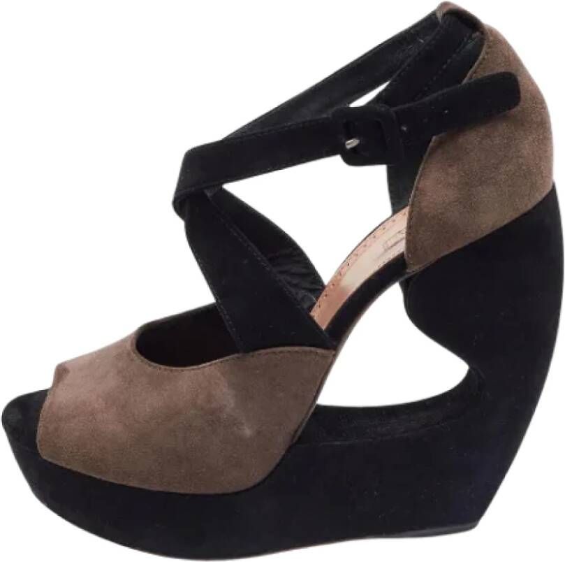 Alaïa Pre-owned Suede sandals Brown Dames