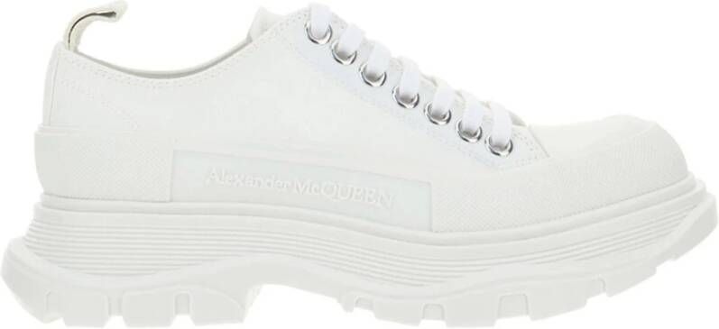 Alexander mcqueen Witte sneakers met reliëflogo White Dames