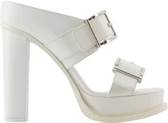 alexander mcqueen Leather sandals Beige Dames