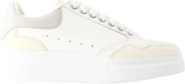 Alexander mcqueen Leather sneakers Beige Dames