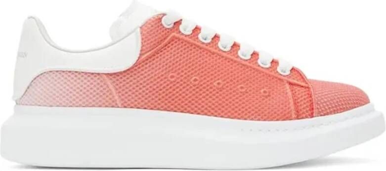 Alexander mcqueen Oversized Sneakers met Geperforeerd Leren Detail Pink Heren