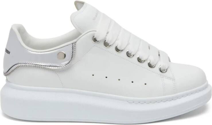 Alexander mcqueen Witte Sneakers met Spiegelende Hielkap White Dames