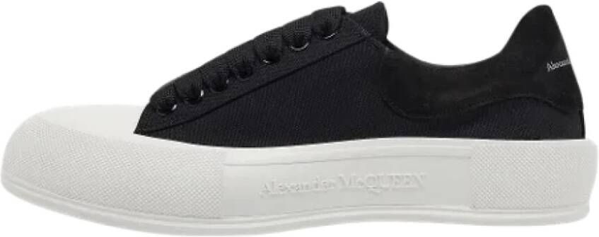 Alexander McQueen Pre-owned Canvas sneakers Black Heren