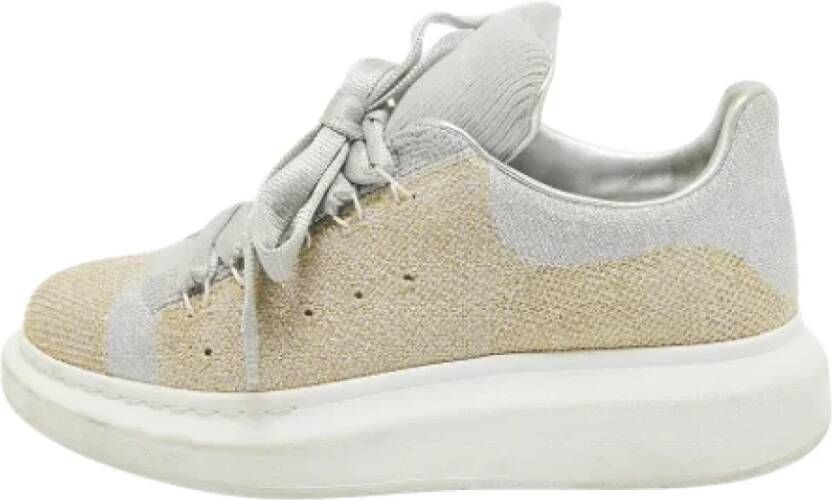 Alexander McQueen Pre-owned Fabric sneakers Beige Dames