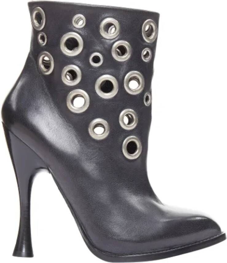 Alexander McQueen Pre-owned Leather boots Black Dames