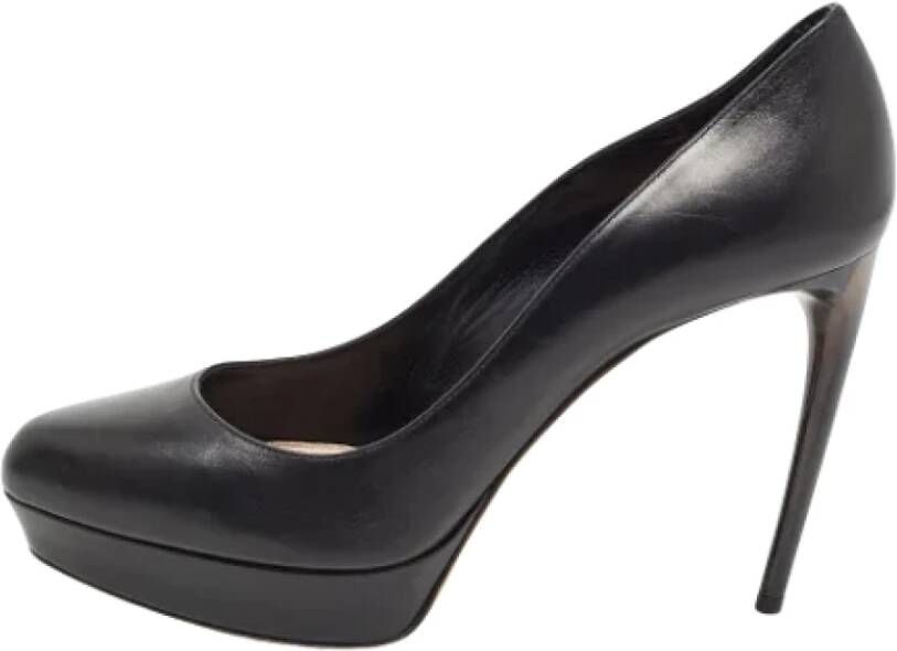 Alexander McQueen Pre-owned Leather heels Black Dames