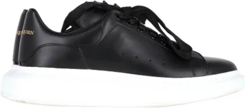 Alexander McQueen Pre-owned Leather sneakers Black Dames