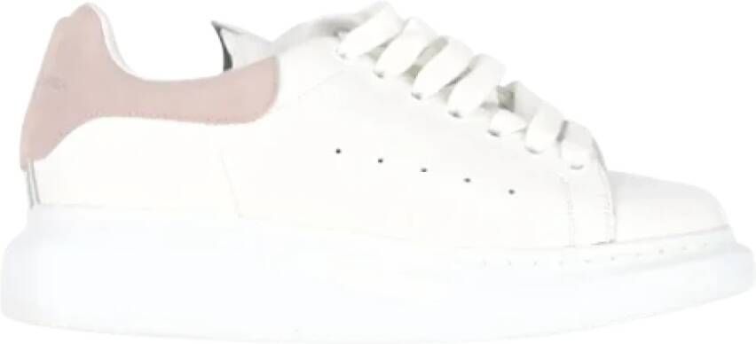 Alexander McQueen Pre-owned Leather sneakers White Dames