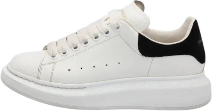 Alexander McQueen Pre-owned Leather sneakers White Dames