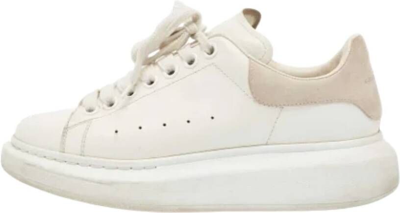 Alexander McQueen Pre-owned Leather sneakers White Dames