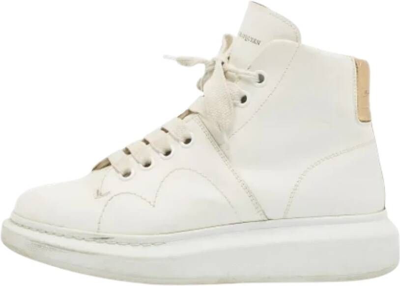 Alexander McQueen Pre-owned Leather sneakers White Dames