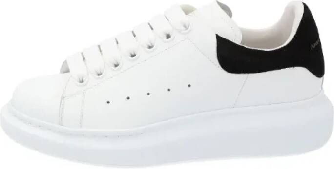 Alexander McQueen Pre-owned Leather sneakers White Dames