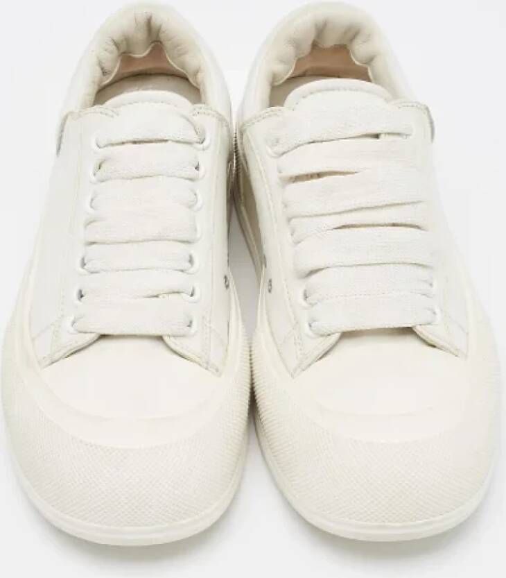 Alexander McQueen Pre-owned Leather sneakers White Dames