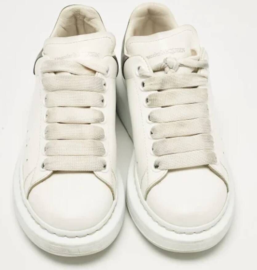 Alexander McQueen Pre-owned Leather sneakers White Dames