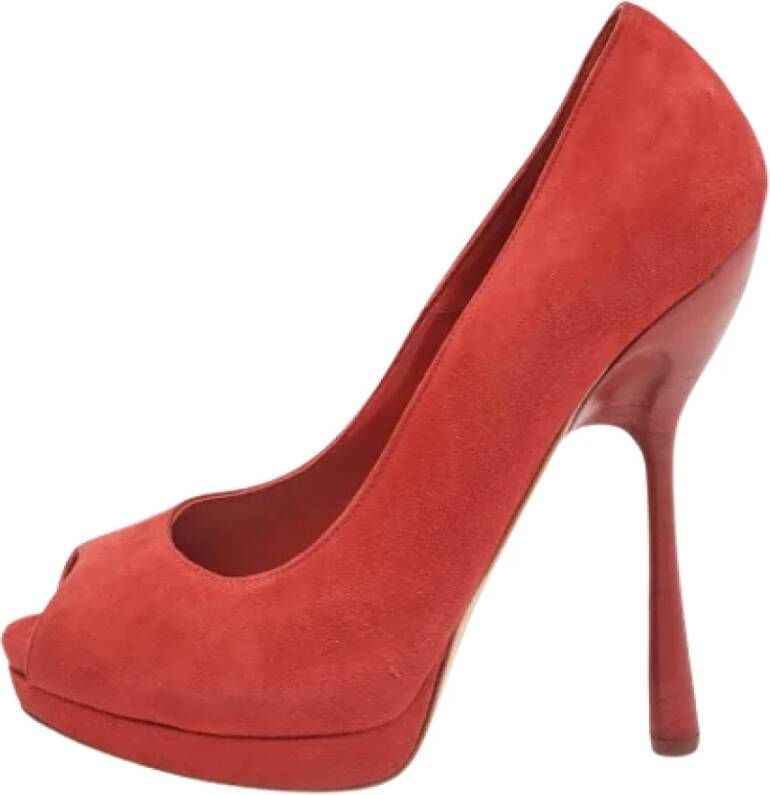 Alexander McQueen Pre-owned Suede heels Red Dames