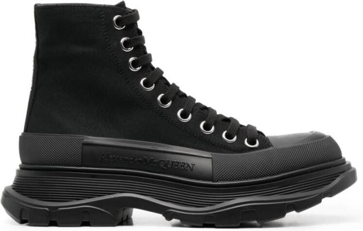 Alexander mcqueen Verhoog je schoenenspel met Tread Slick High Top Sneakers Black Dames