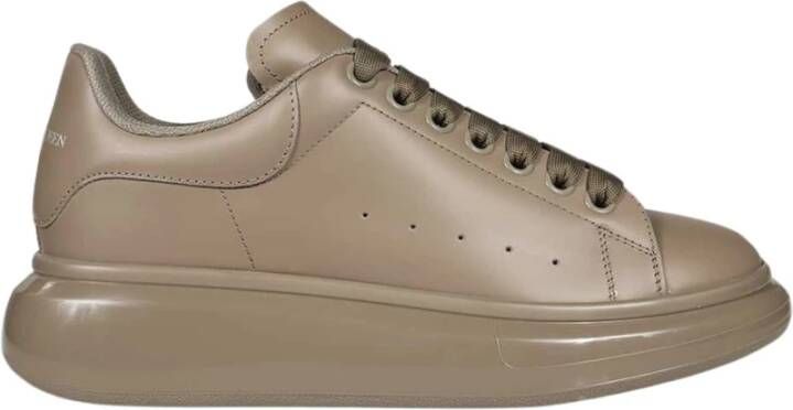 alexander mcqueen Stijlvolle Sneaker voor Trendy Outfits Brown Heren