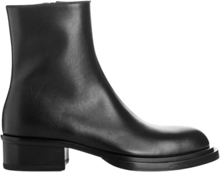 Alexander mcqueen Tijdloze Cubaanse haklaarsjes Black Dames