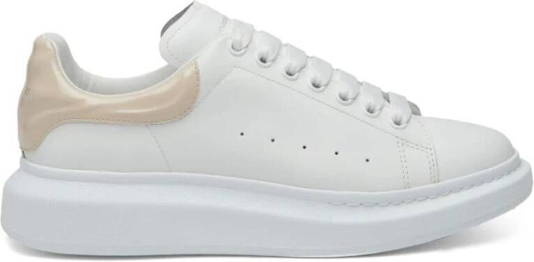 alexander mcqueen Witte Sneakers met Beige Logo Hiel White Heren
