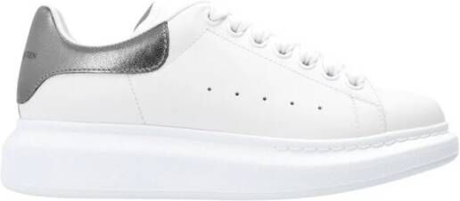 Alexander mcqueen Witte Sneakers met Metallic Hiel White Dames