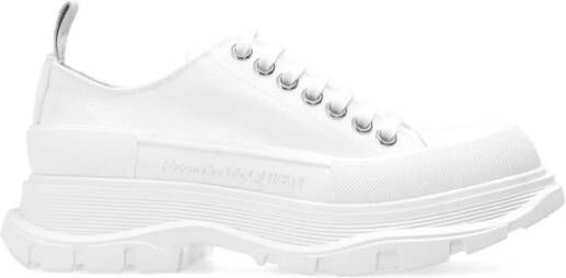 alexander mcqueen Witte sneakers met reliëflogo Wit Dames