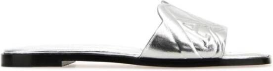 Alexander mcqueen Sandalen Flat Leather Slide Sandal in zilver