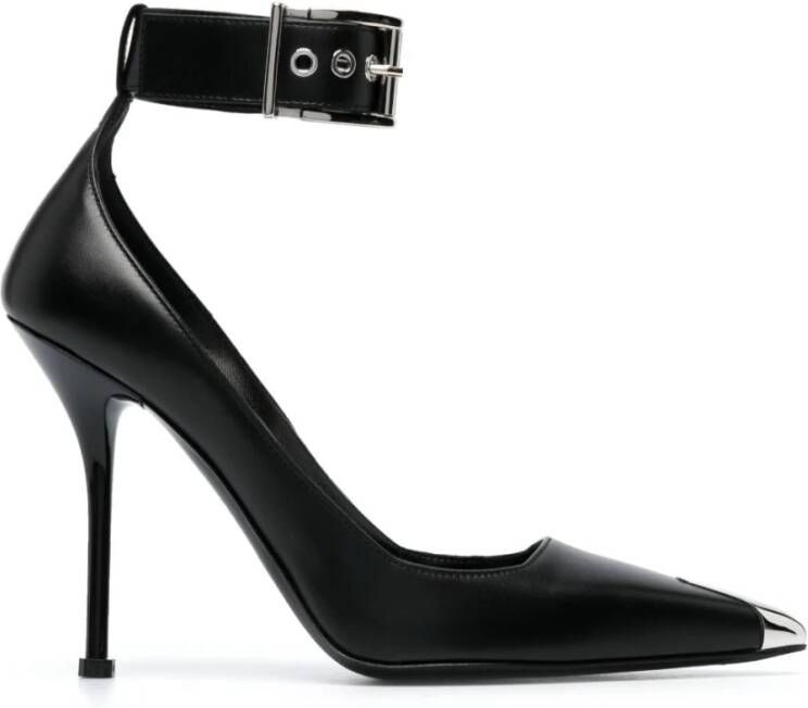 alexander mcqueen Zwarte Leren Stiletto Pumps met Metalen Neuskap Zwart Dames