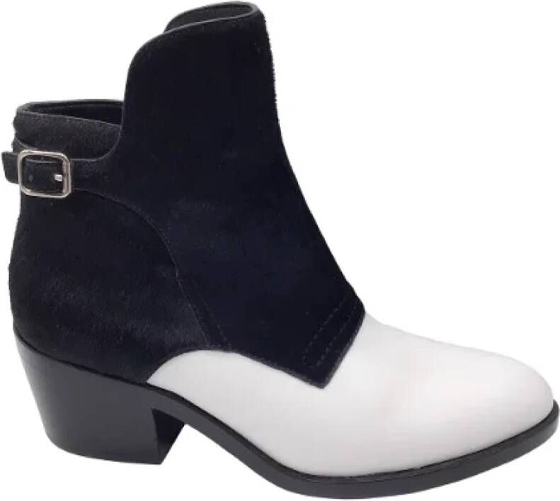 Alexander Wang Pre-owned Leather boots White Dames