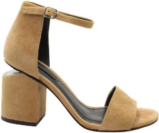 Alexander Wang Pre-owned Suede heels Brown Dames