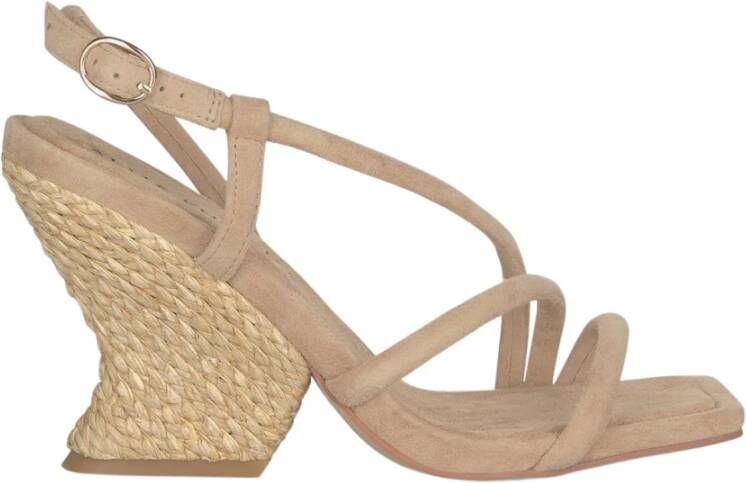 Alma en Pena Gebogen Hak Sandaal Beige Dames